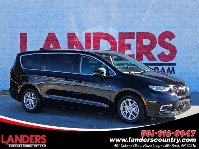 used 2024 Chrysler Pacifica car, priced at $24,629