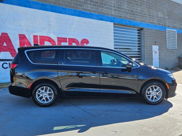 used 2024 Chrysler Pacifica car, priced at $24,629