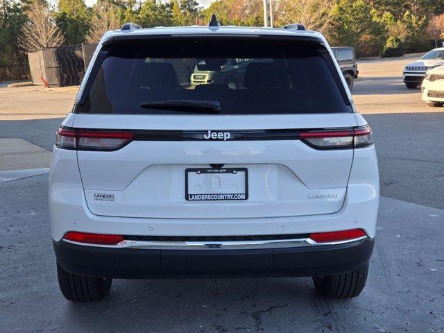 new 2025 Jeep Grand Cherokee car