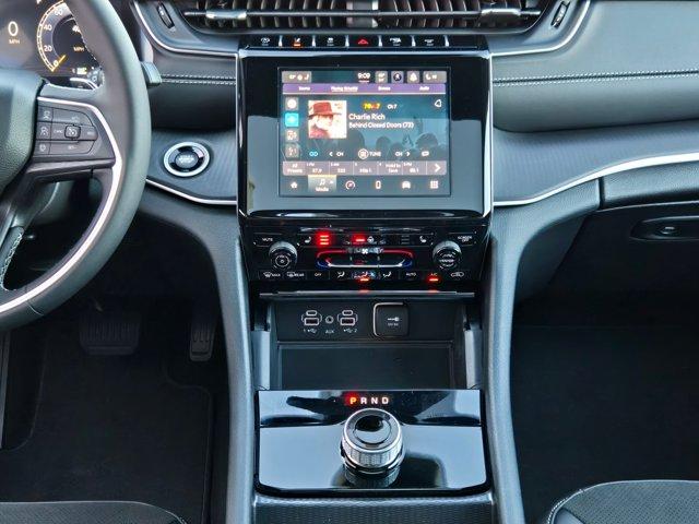 new 2025 Jeep Grand Cherokee car, priced at $44,854