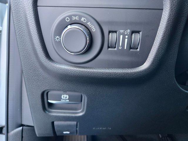 new 2025 Jeep Grand Cherokee car, priced at $44,854