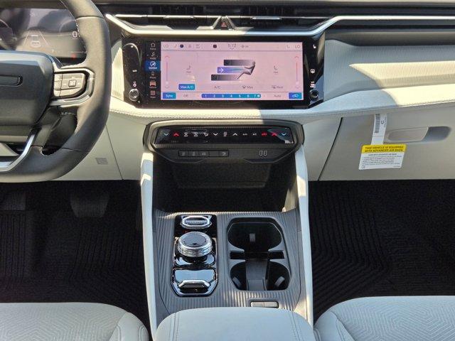new 2026 Jeep Cherokee car, priced at $38,639