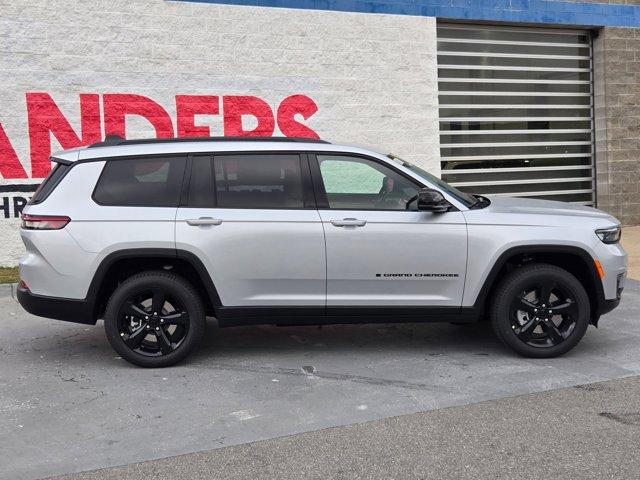 new 2025 Jeep Grand Cherokee L car, priced at $45,799