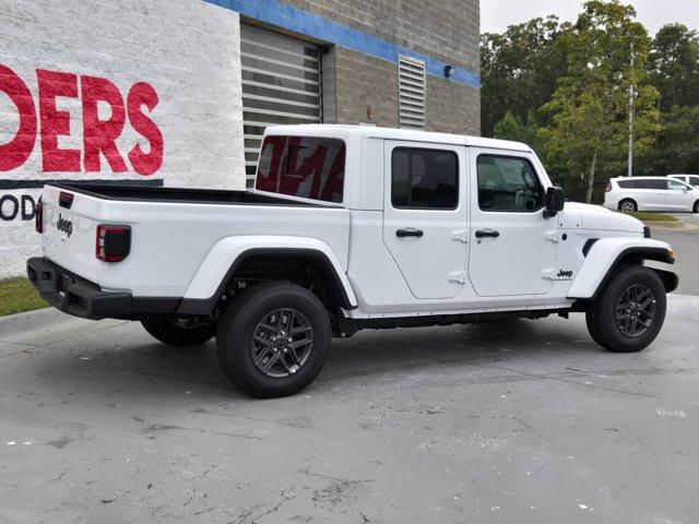 new 2025 Jeep Gladiator car, priced at $46,624