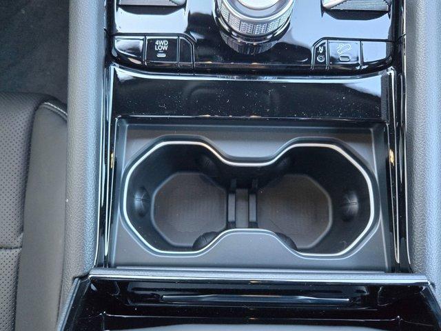 new 2025 Jeep Grand Cherokee car, priced at $57,534