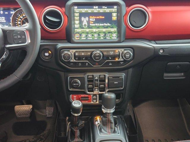 used 2023 Jeep Gladiator car, priced at $40,124
