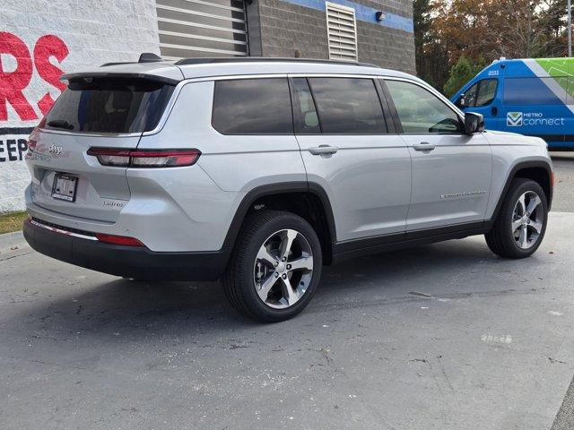 new 2025 Jeep Grand Cherokee L car, priced at $51,397