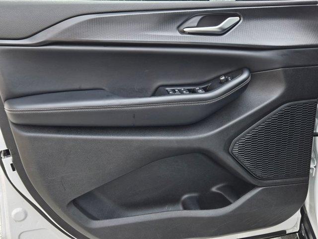 used 2023 Jeep Grand Cherokee L car, priced at $25,972