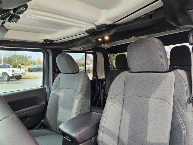 new 2026 Jeep Gladiator car, priced at $42,931