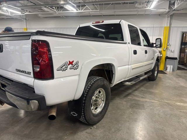 used 2005 Chevrolet Silverado 2500 car, priced at $21,124