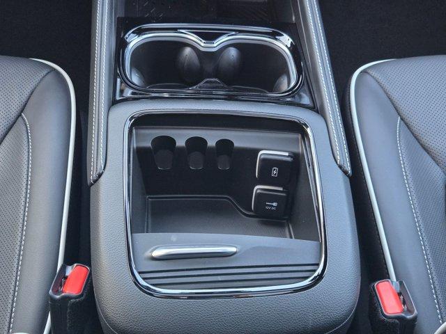 new 2026 Chrysler Pacifica car, priced at $52,774