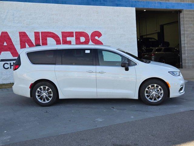 new 2026 Chrysler Pacifica car, priced at $52,774