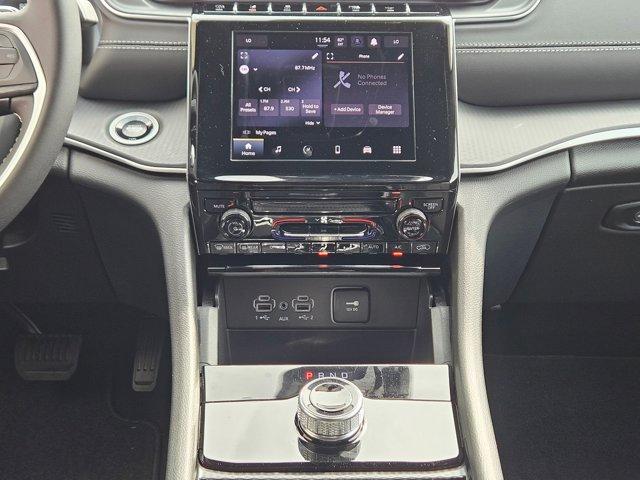 new 2026 Jeep Grand Cherokee car, priced at $34,191