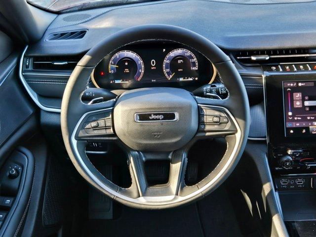 new 2025 Jeep Grand Cherokee car