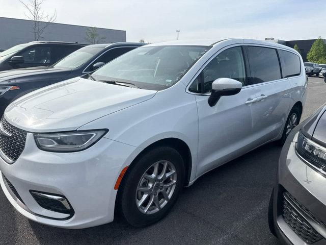 used 2023 Chrysler Pacifica car, priced at $25,124