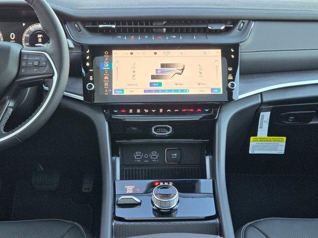 new 2026 Jeep Grand Cherokee car, priced at $49,969