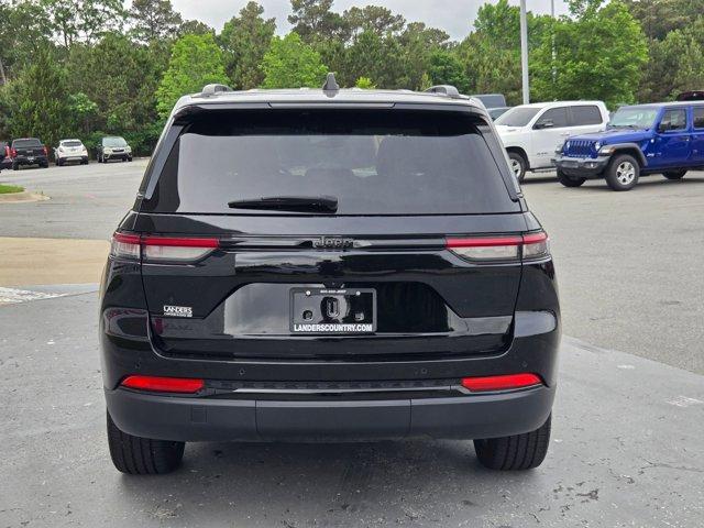 used 2024 Jeep Grand Cherokee car, priced at $34,124