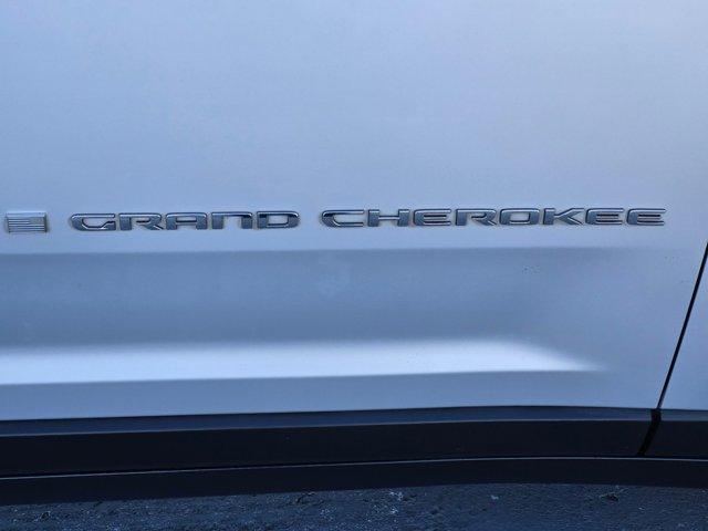 used 2022 Jeep Grand Cherokee car, priced at $23,541