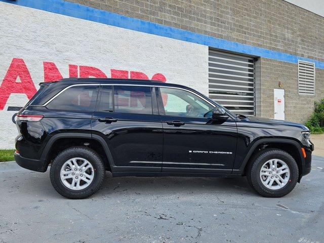 used 2025 Jeep Grand Cherokee car, priced at $33,629