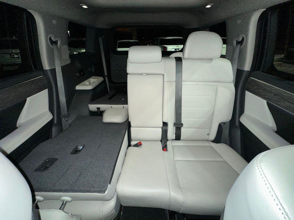 used 2024 Hyundai Santa Fe car, priced at $31,485