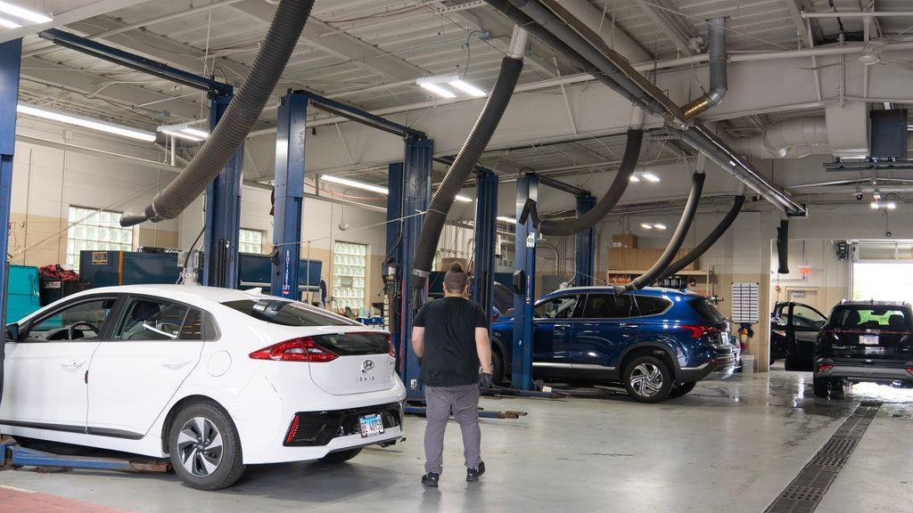 used 2026 Hyundai IONIQ 9 car, priced at $49,915