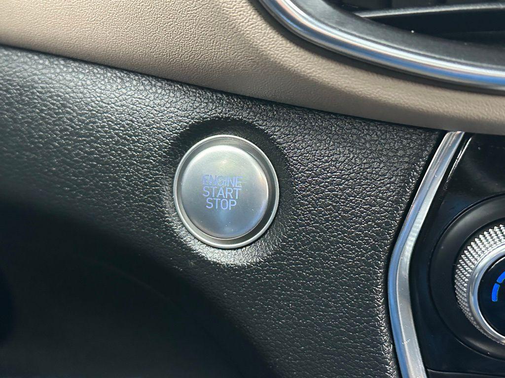 used 2020 Hyundai Santa Fe car, priced at $14,865