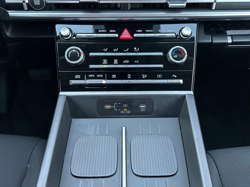 used 2025 Hyundai Santa Fe car, priced at $30,462