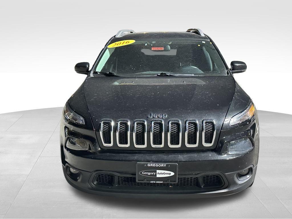 used 2016 Jeep Cherokee car, priced at $10,938