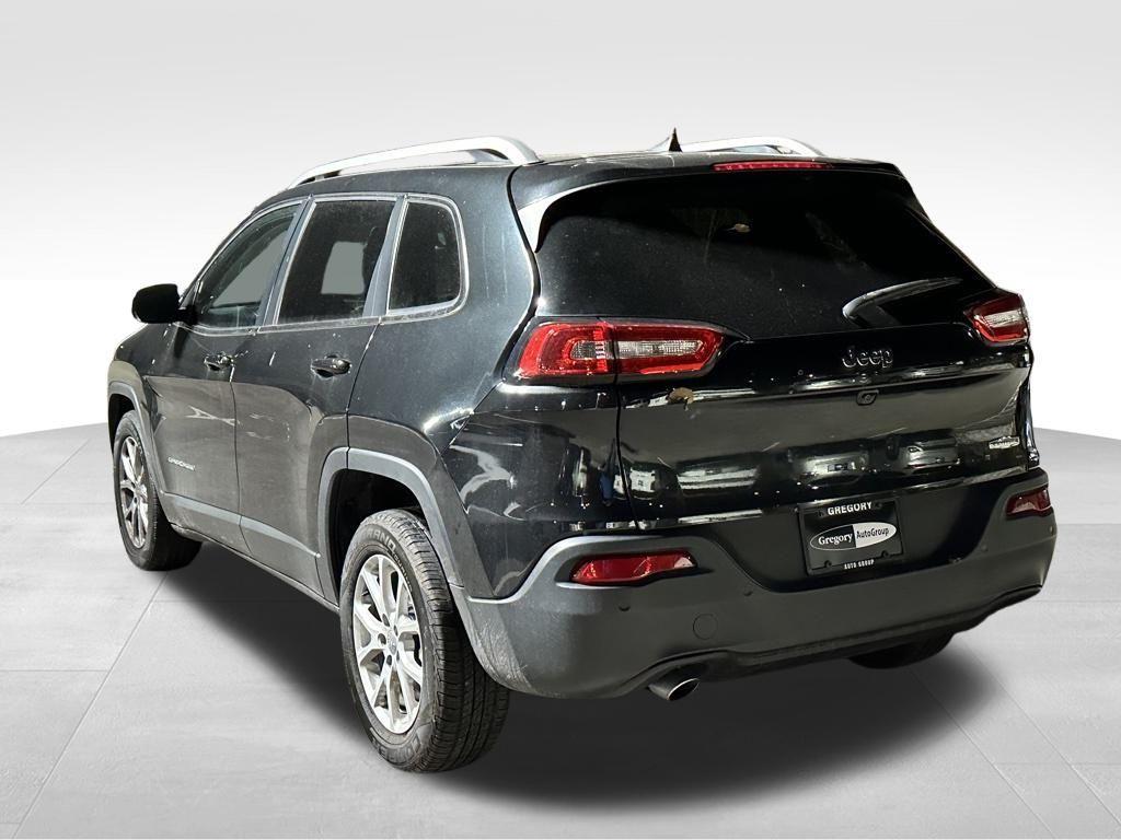 used 2016 Jeep Cherokee car, priced at $10,938
