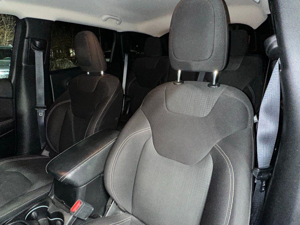 used 2016 Jeep Cherokee car, priced at $10,938