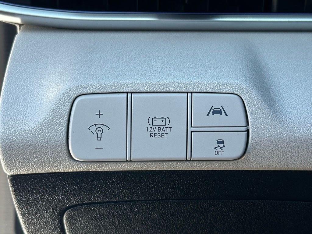 used 2023 Hyundai ELANTRA HEV car, priced at $19,727
