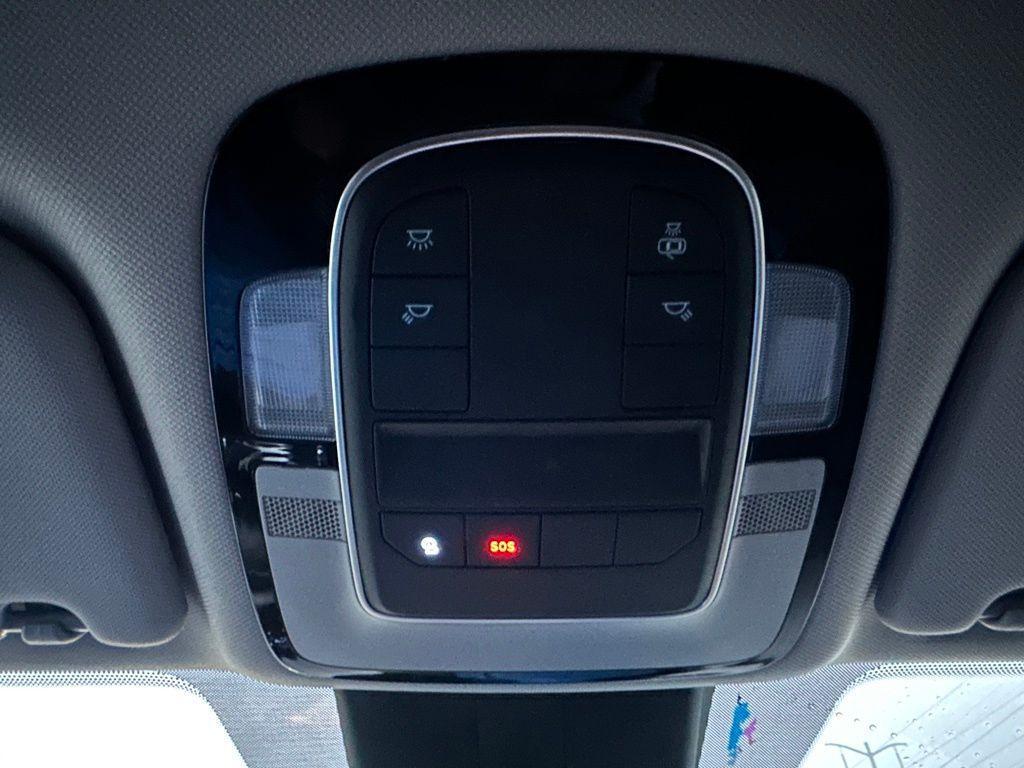 used 2022 Hyundai Santa Fe car, priced at $17,957