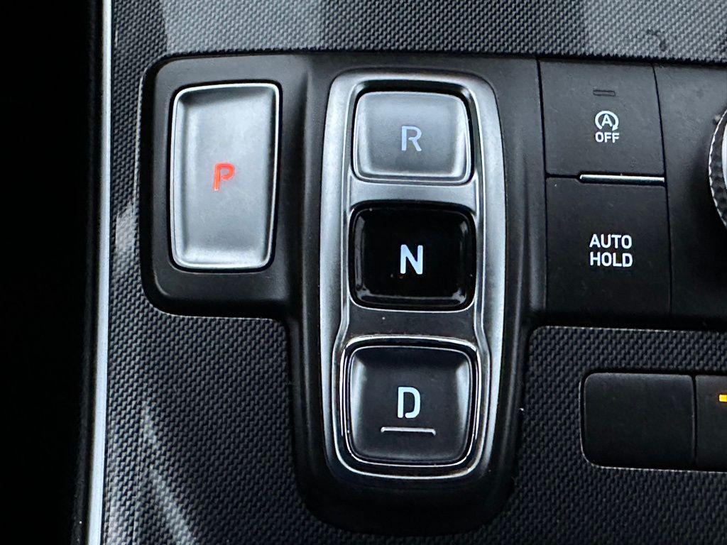 used 2022 Hyundai Santa Fe car, priced at $17,957