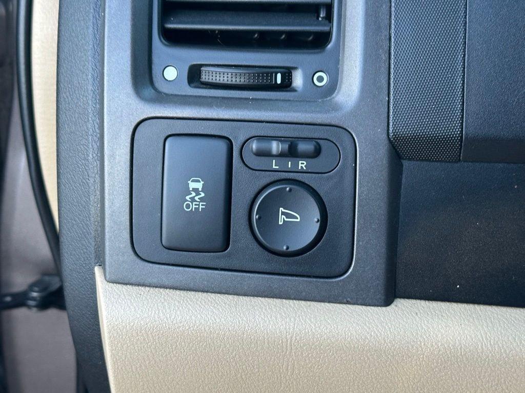 used 2011 Honda CR-V car, priced at $8,425