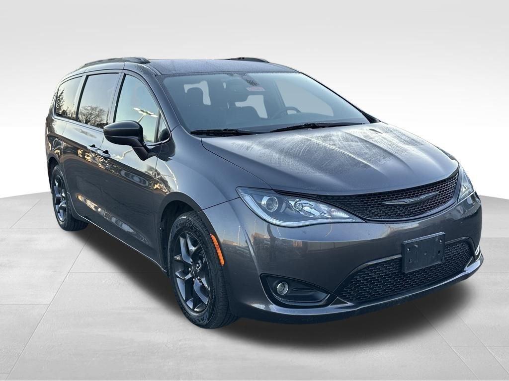 used 2020 Chrysler Pacifica car, priced at $19,986