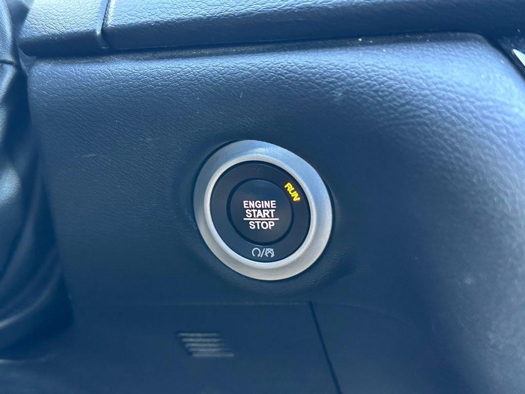 used 2020 Chrysler Pacifica car, priced at $19,986