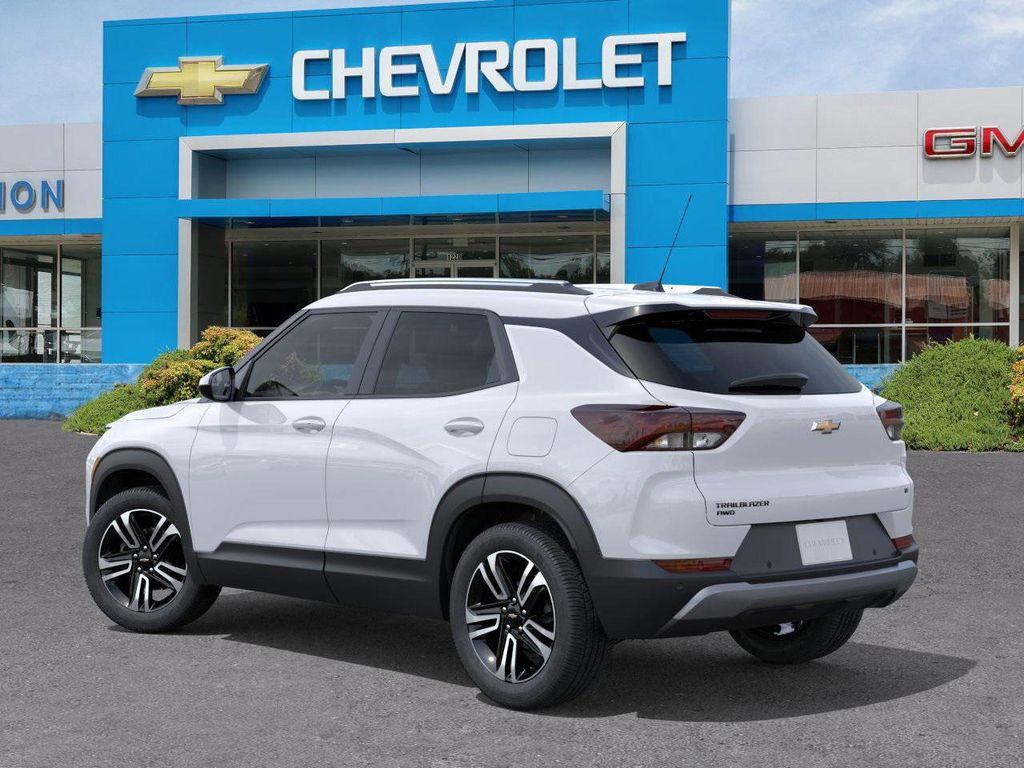 new 2026 Chevrolet TrailBlazer car, priced at $34,015