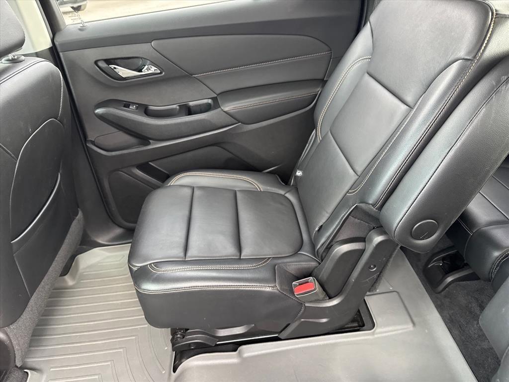 used 2018 Chevrolet Traverse car, priced at $17,972