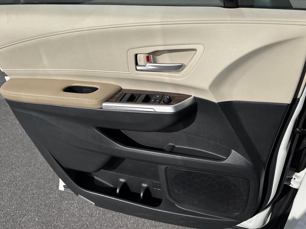used 2022 Toyota Sienna car, priced at $35,846