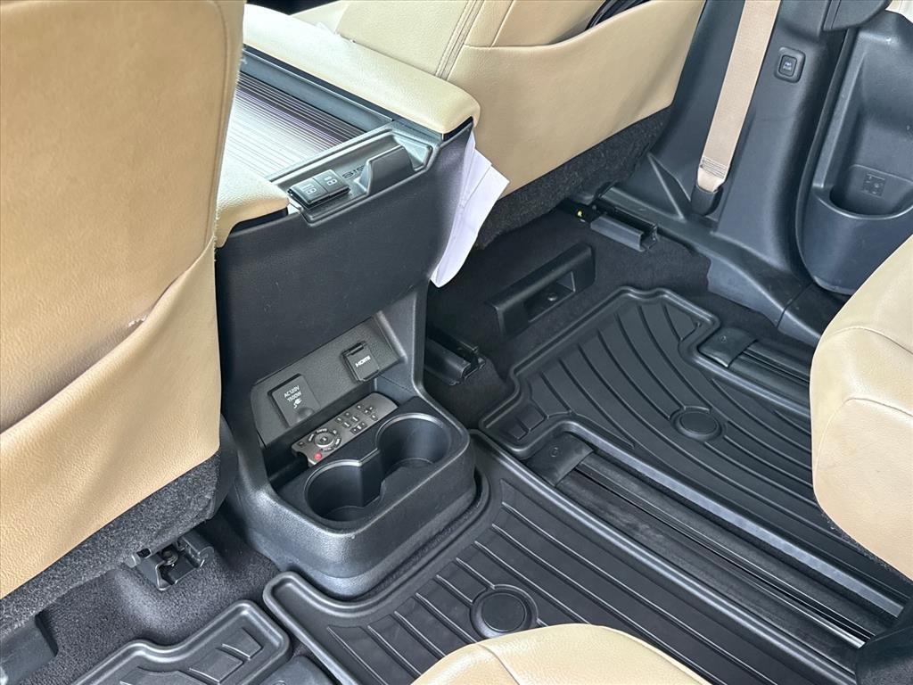 used 2022 Toyota Sienna car, priced at $35,846