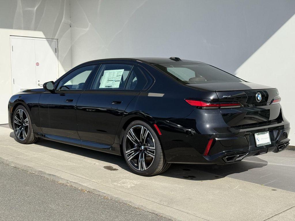 new 2025 BMW 760 car, priced at $128,525