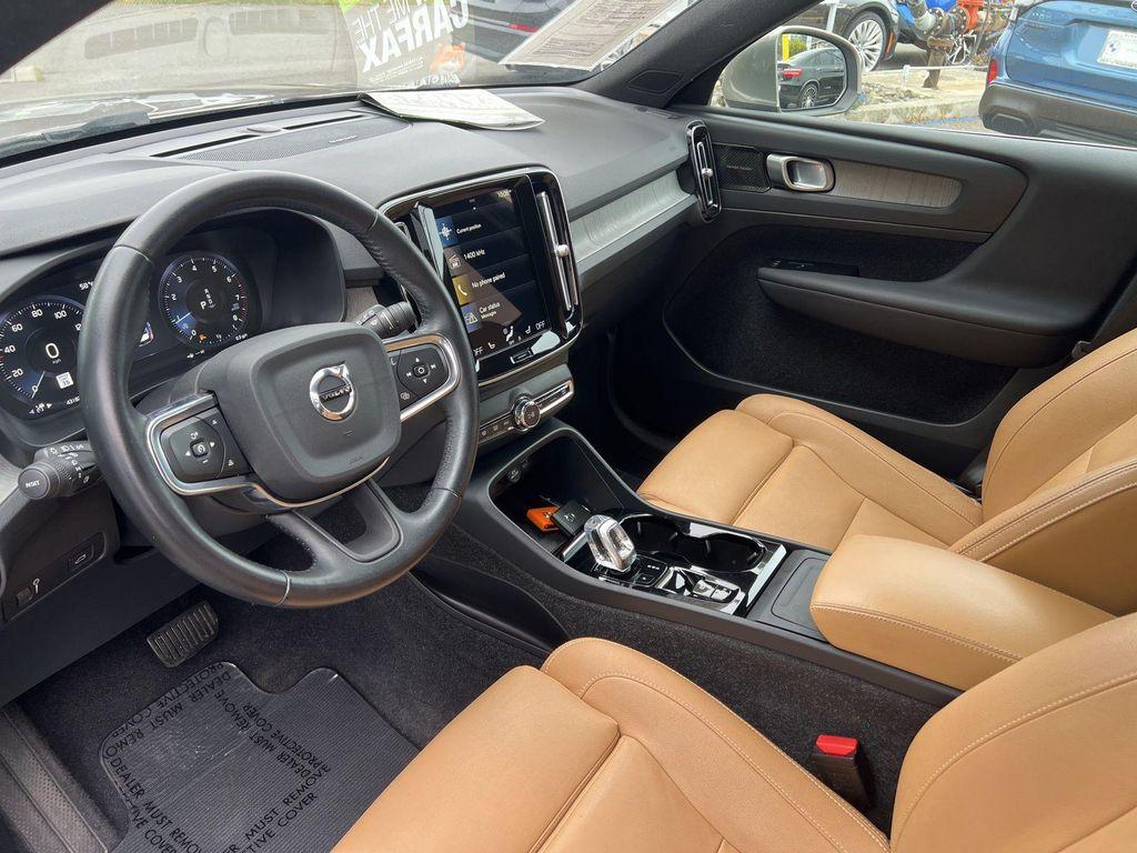 used 2021 Volvo XC40 car, priced at $25,888