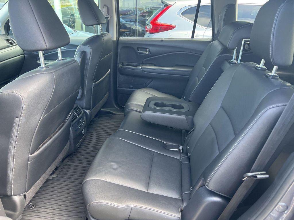 used 2021 Honda Pilot car, priced at $30,988