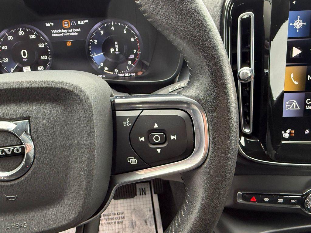 used 2021 Volvo XC40 car, priced at $22,888
