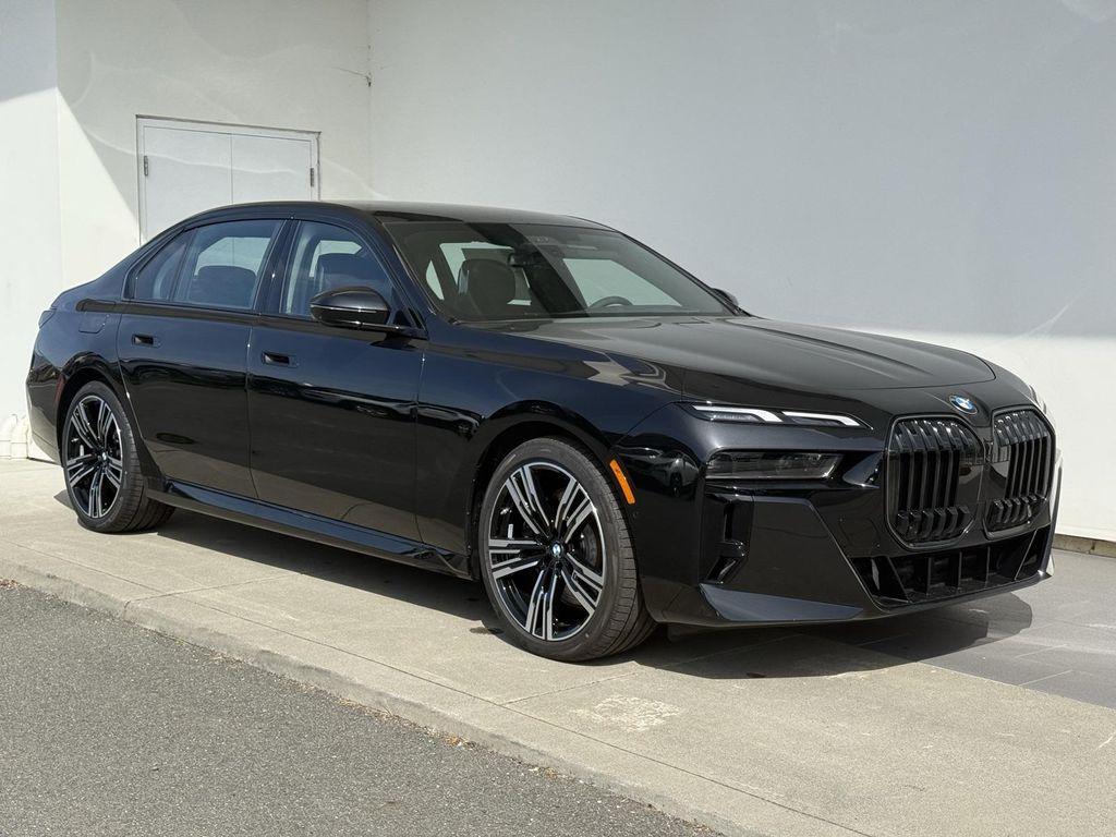 new 2025 BMW 760 car, priced at $129,625