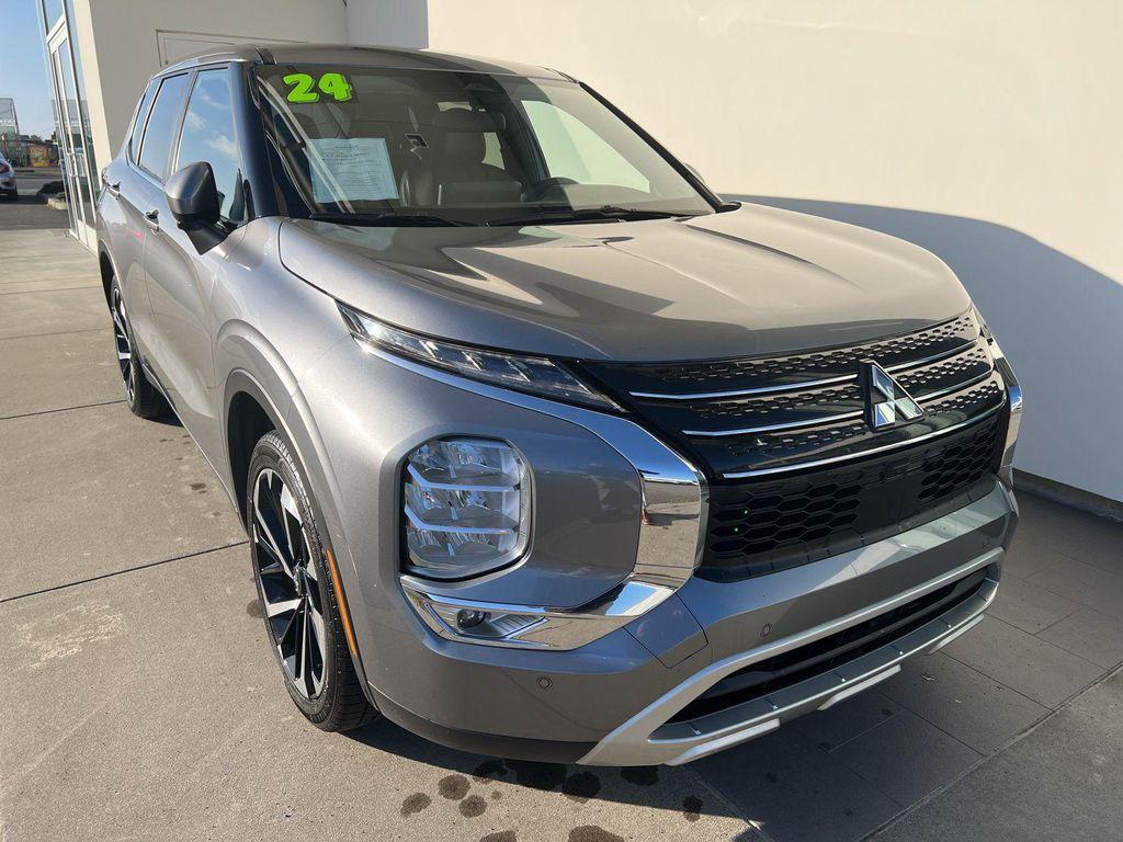 used 2024 Mitsubishi Outlander car, priced at $20,988