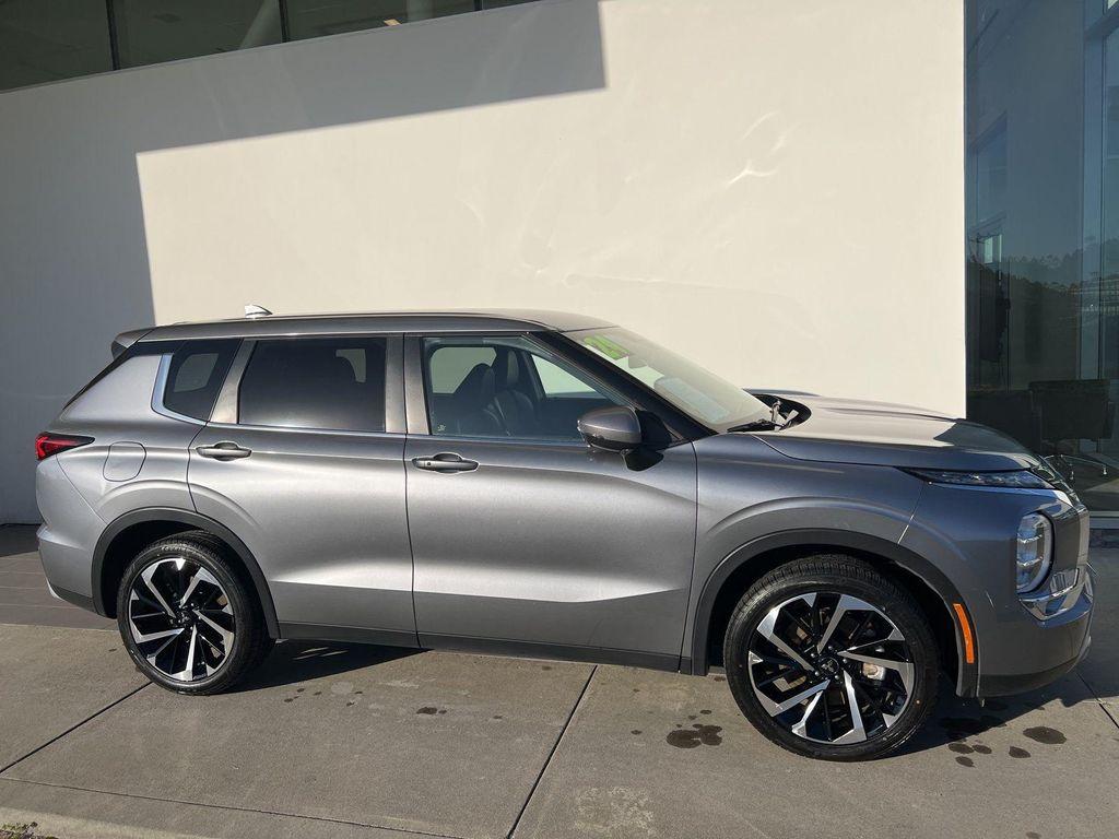 used 2024 Mitsubishi Outlander car, priced at $20,988