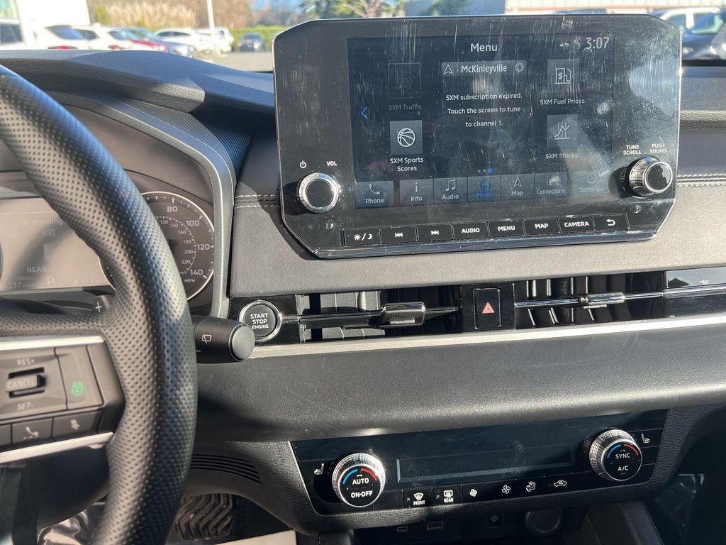 used 2024 Mitsubishi Outlander car, priced at $22,988