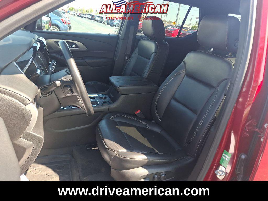 used 2022 Chevrolet Traverse car, priced at $24,133
