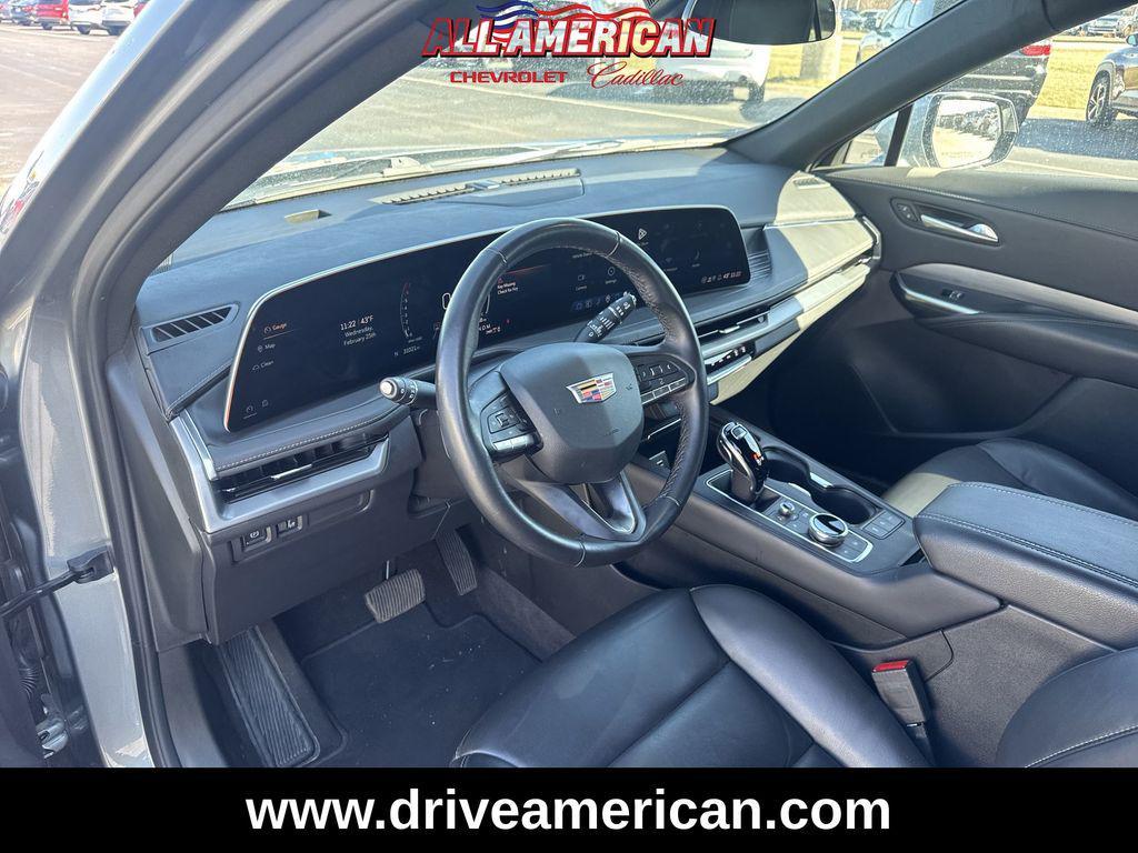 used 2025 Cadillac XT4 car, priced at $31,371